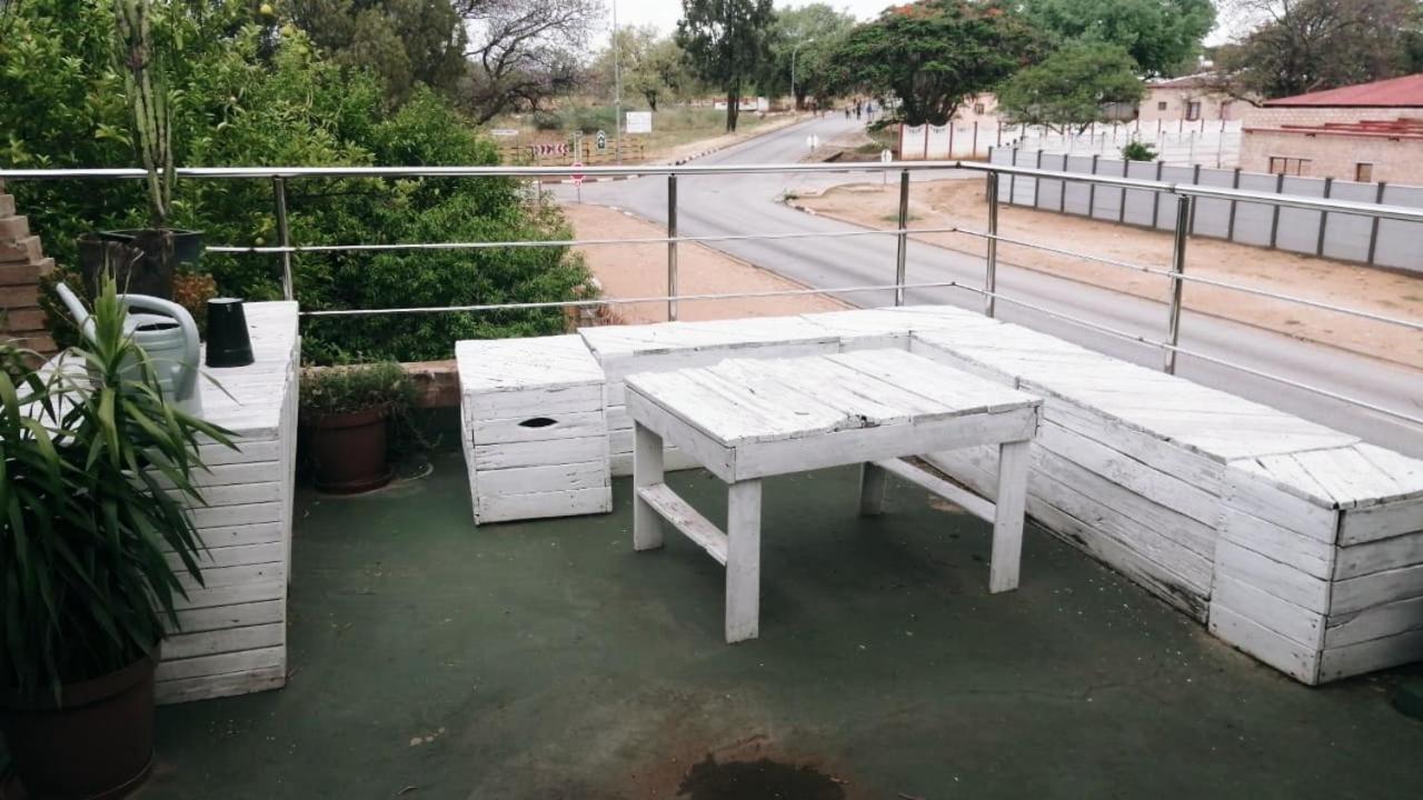 Hostel Tsumeb Backpackers&Safari Exterior foto